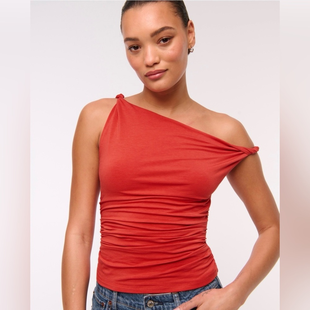 Abercrombie & Fitch Asymmetrical Twist Top